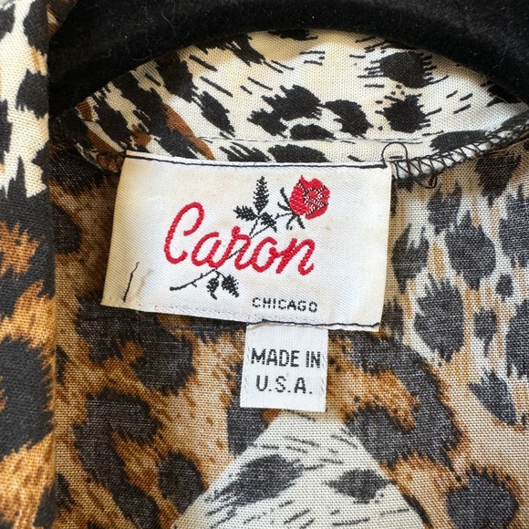 Vintage Short Sleeve Animal Print Jumpsuit by Caron of Chicago size Small/Medium - Picture 5 of 13
